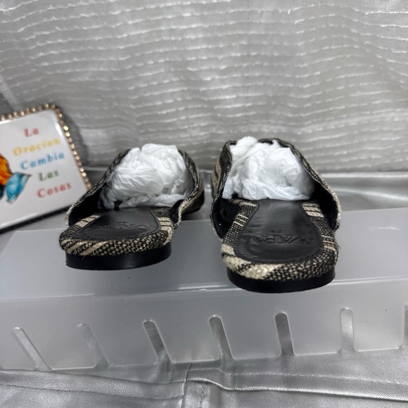 (Z1) Zara women's flat mules, size 39/8 US, ivory black, with shiny stripes - Picture 9 of 13